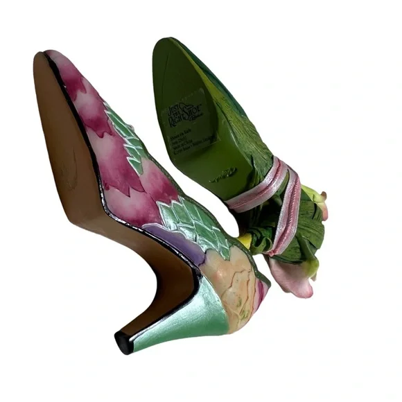 Vintage Just The Right Shoe Miniature Mini Shoes Set of 2 Collectibles - Picture 3 of 9